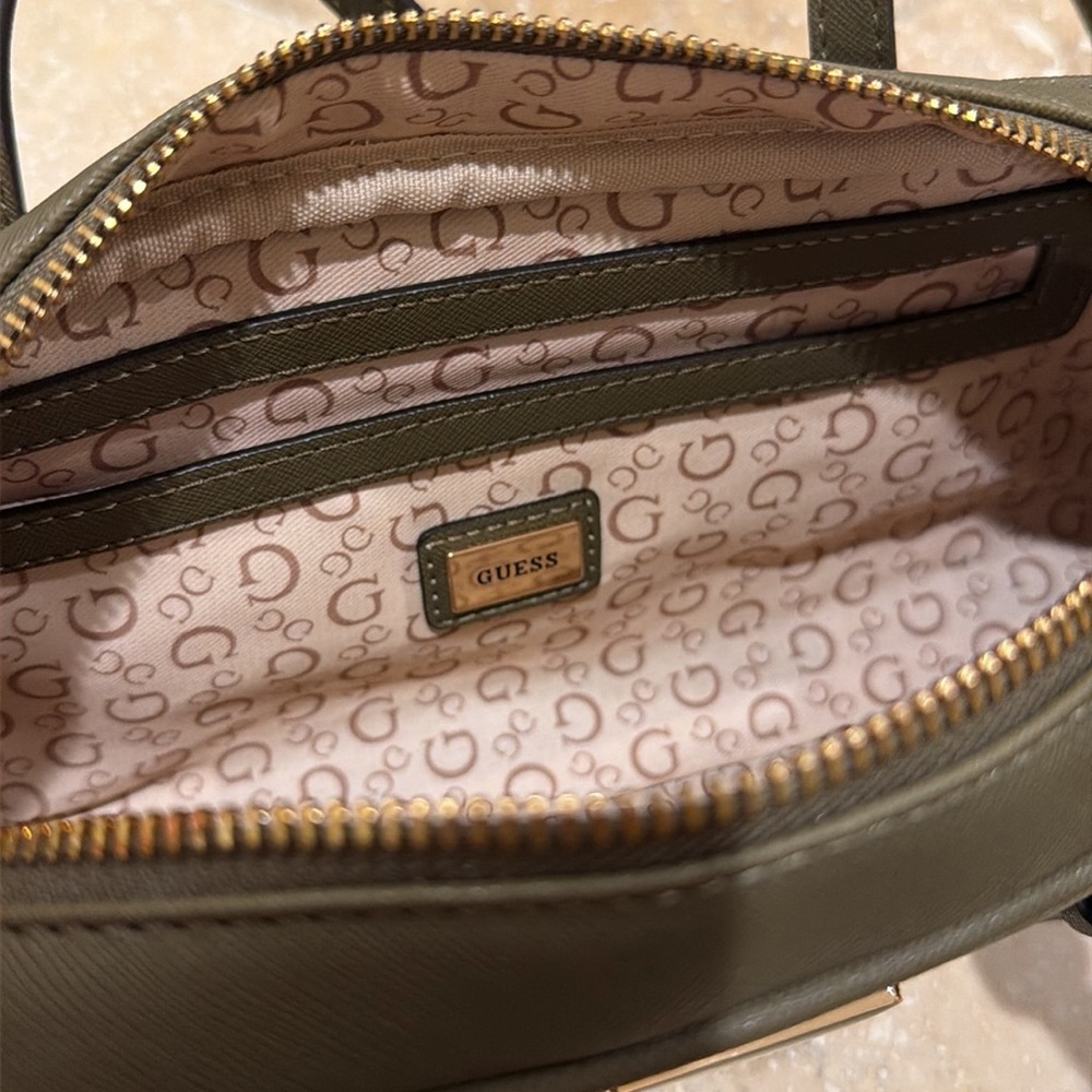 GUESS Olive Green Saffiano Leather Shoulder Bag - Picture 2 of 7